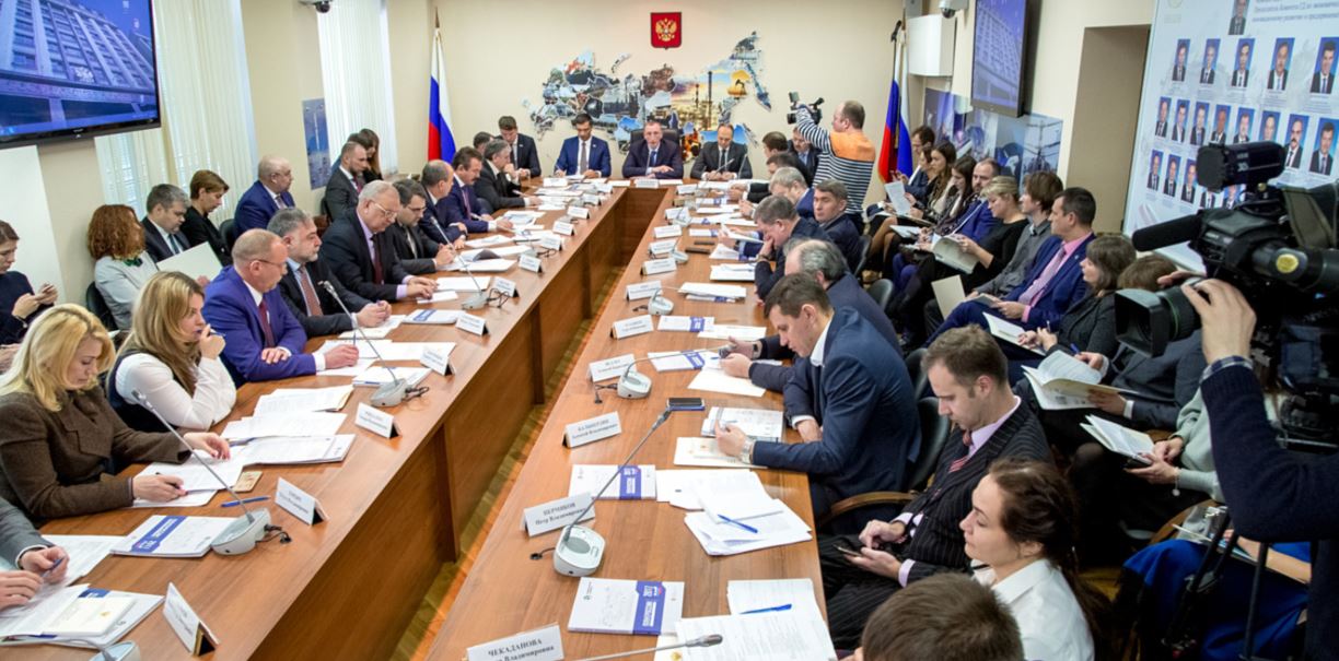 Михаил Струпинский принял участие в Экспертном совете по промышленным кластерам