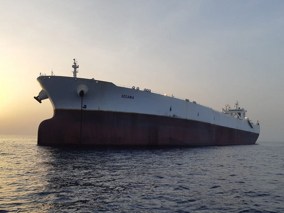 Самый большой в мире нефтяной танкер отправлен в зону хранения топлива